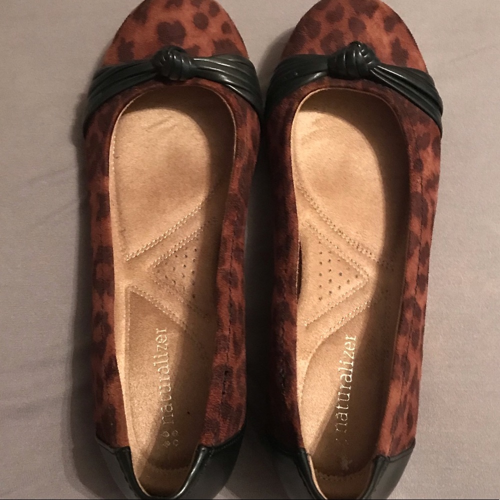 Leopard print flats